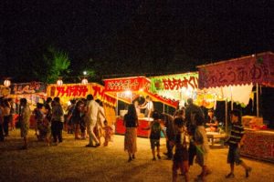 夏祭りの屋台