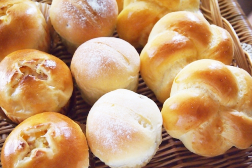 パン屋さんに並ぶパン