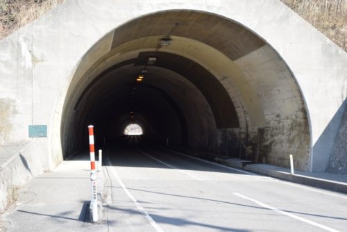 トンネル(隧道)