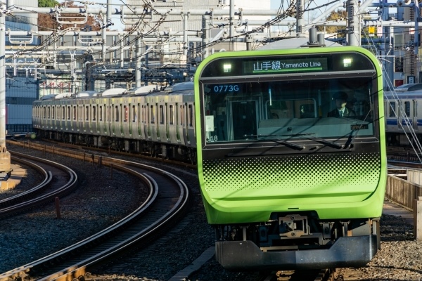 JR山手線(E235系)