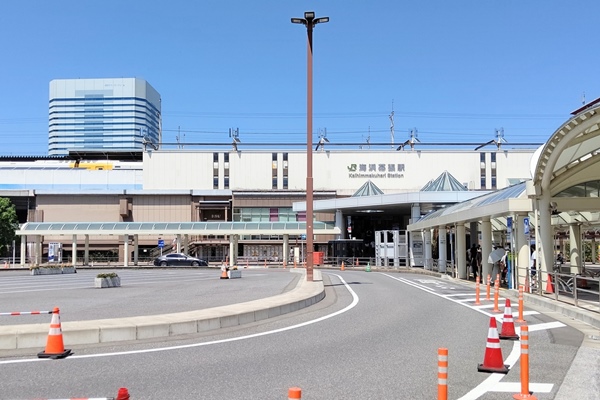 海浜幕張駅(JR京葉線)南口