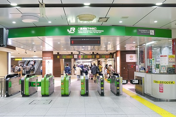 JR東京駅 八重洲地下中央改札口