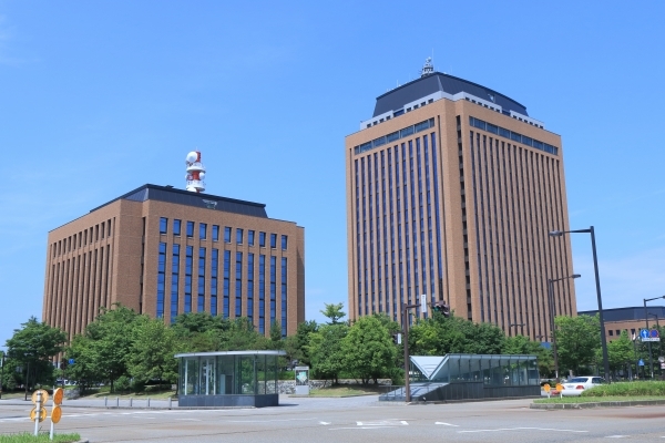 石川県庁01