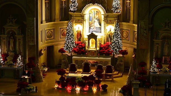 聖ヒヤシンス大聖堂(米シカゴ)でのクリスマスのミサ